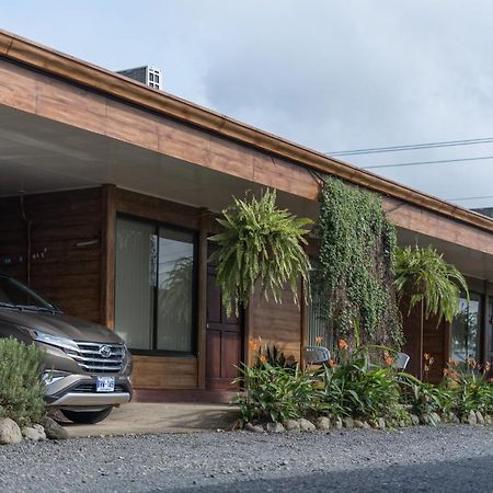 Aparthotel Cabanas Del Rio La Fortuna Exterior foto